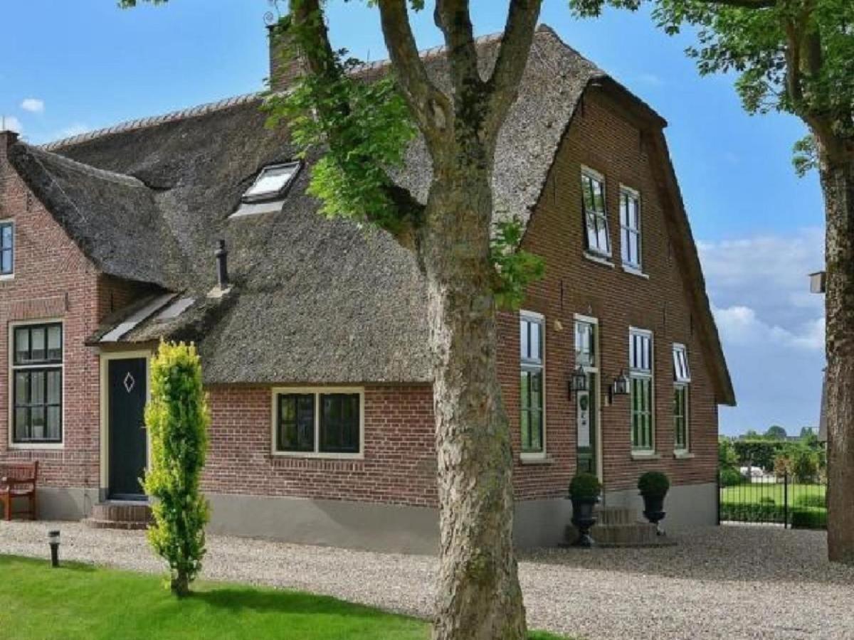 Magnificent Farmhouse In Central Holland 4A & 2C Schoonrewoerd Exterior foto